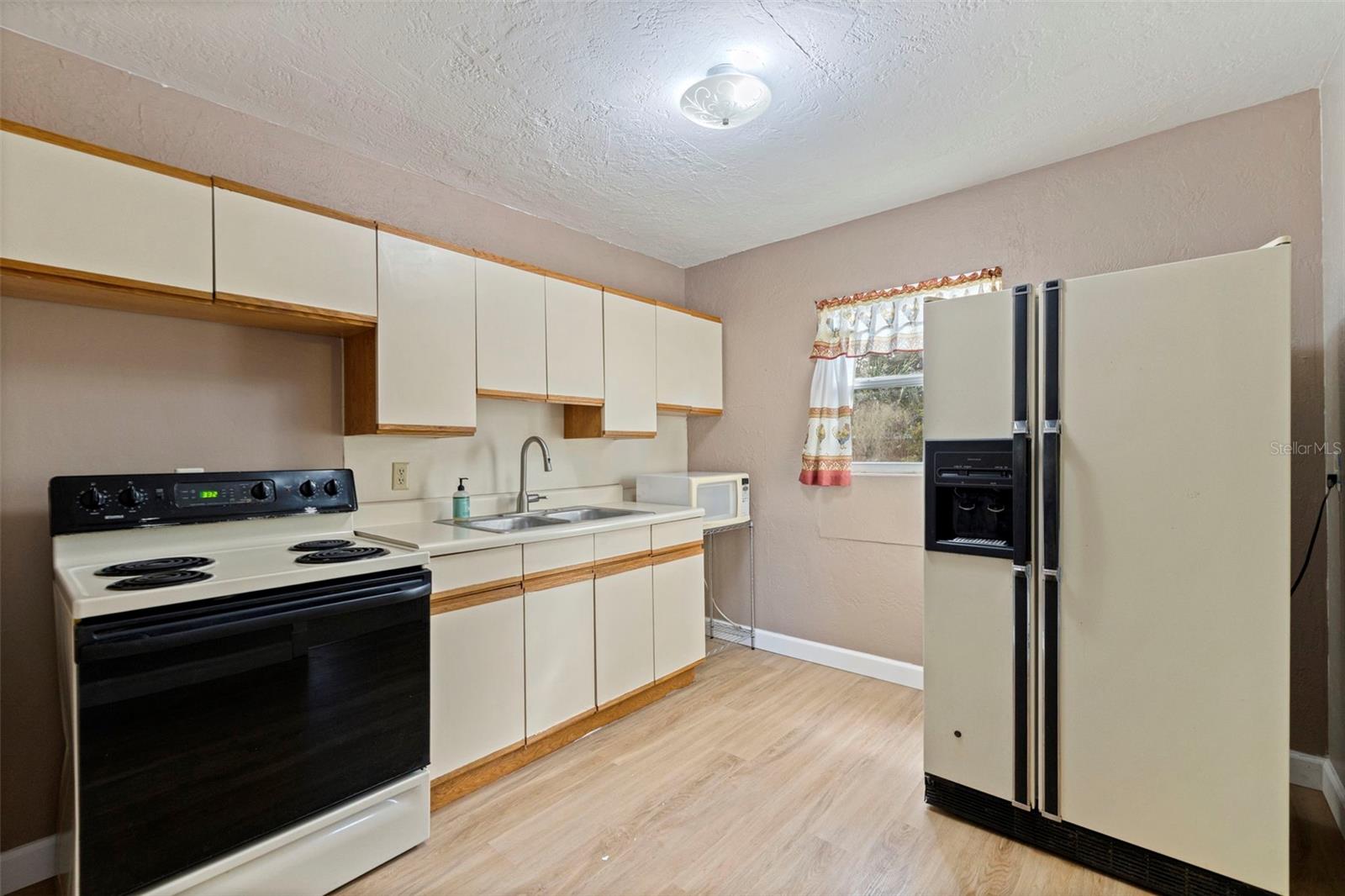 GORSUCH & HUTCHINSON 2 - Residential