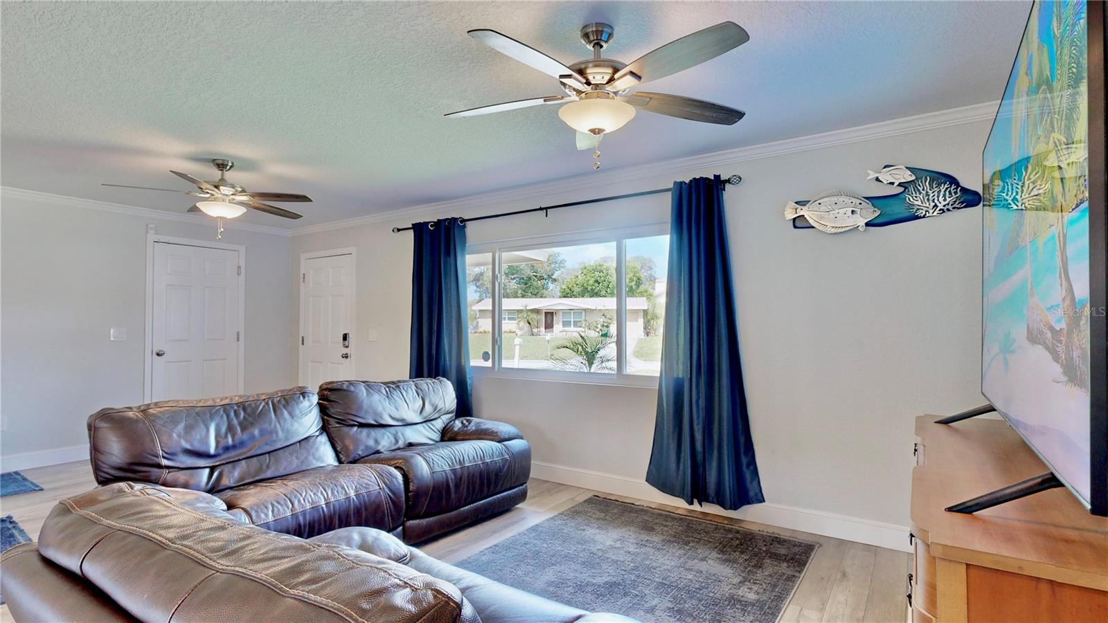 RIDGEWOOD LAKES - Residential