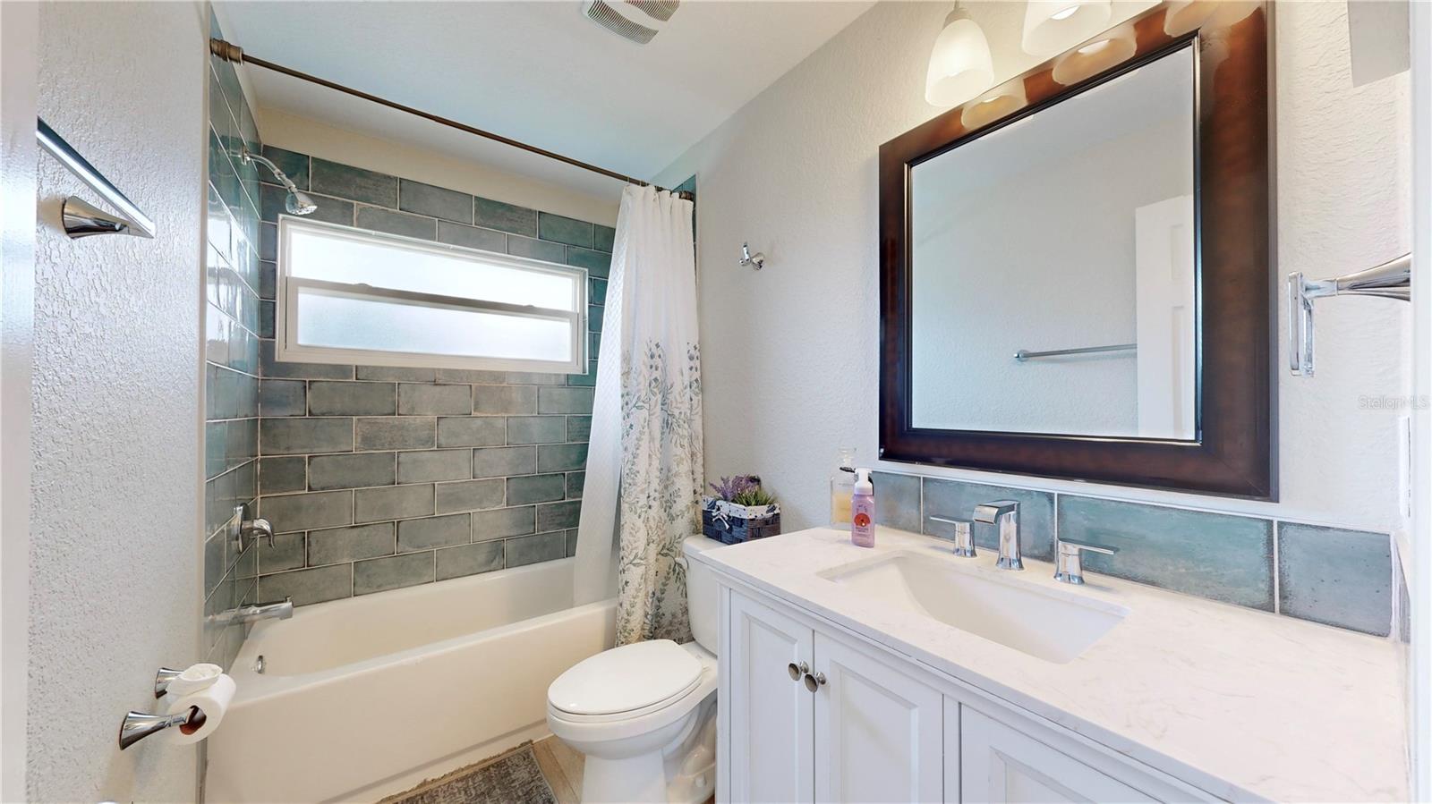 RIDGEWOOD LAKES - Residential