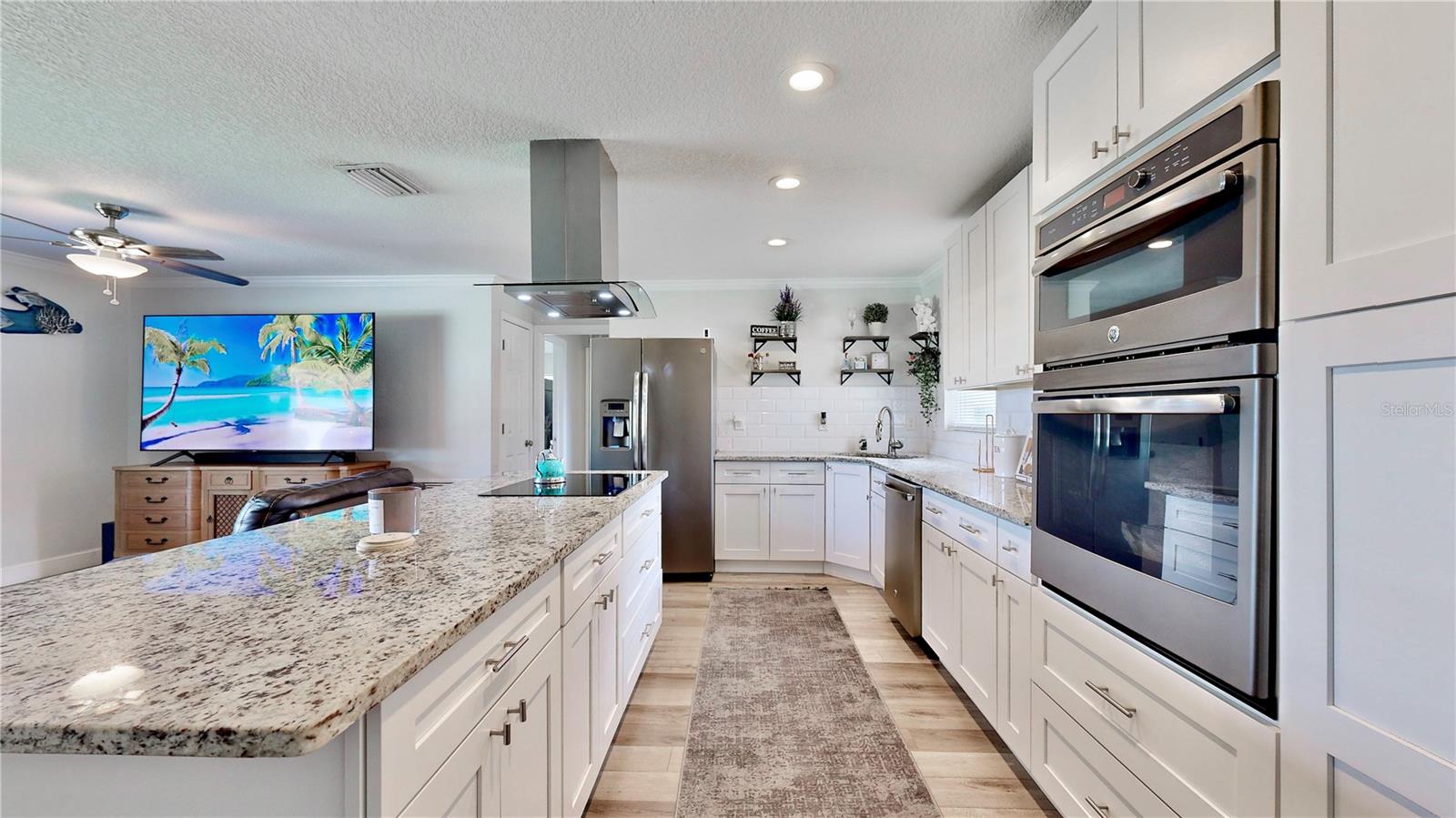 RIDGEWOOD LAKES - Residential