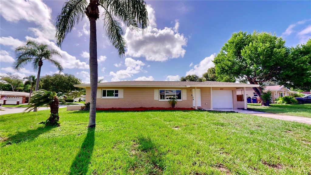 Photo of 6947 114th Street, Seminole, FL 33772 (MLS # TB8475193)