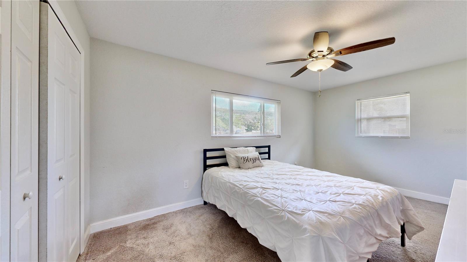 RIDGEWOOD LAKES - Residential