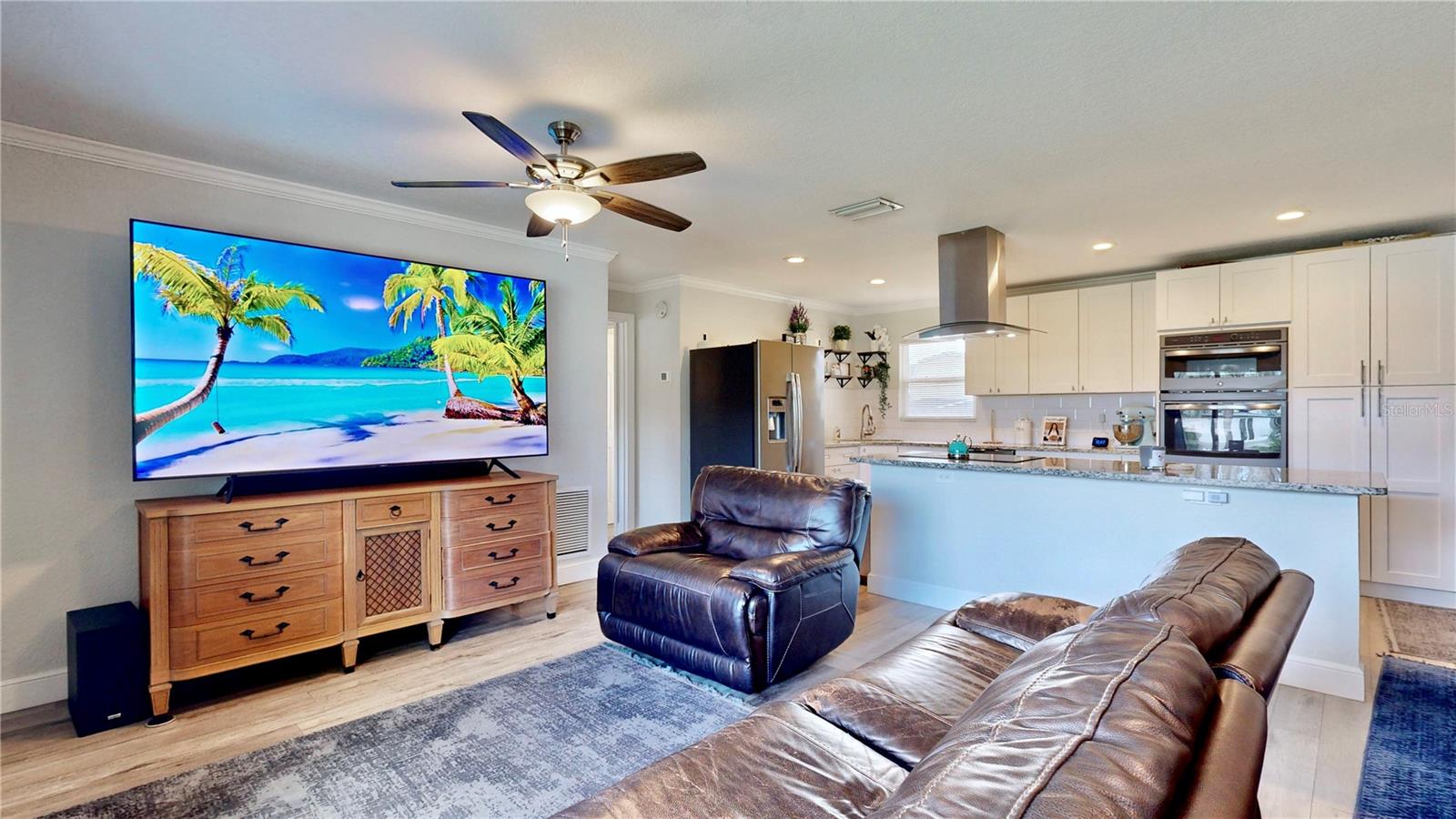 RIDGEWOOD LAKES - Residential