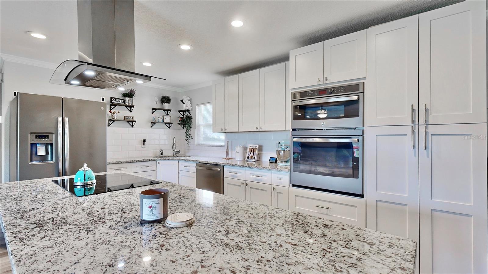 RIDGEWOOD LAKES - Residential