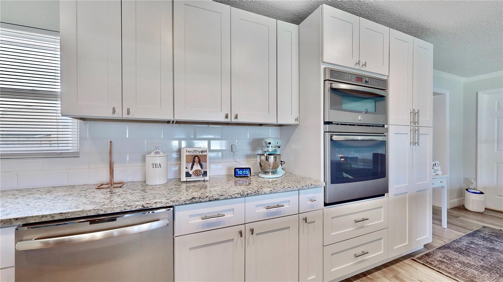 RIDGEWOOD LAKES - Residential