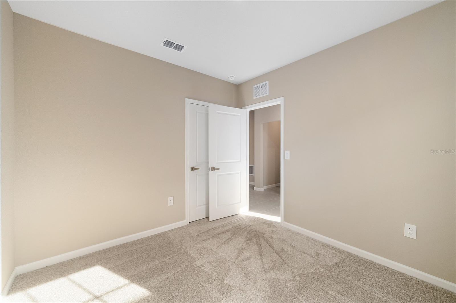 HAMMOCK OAKS - Residential