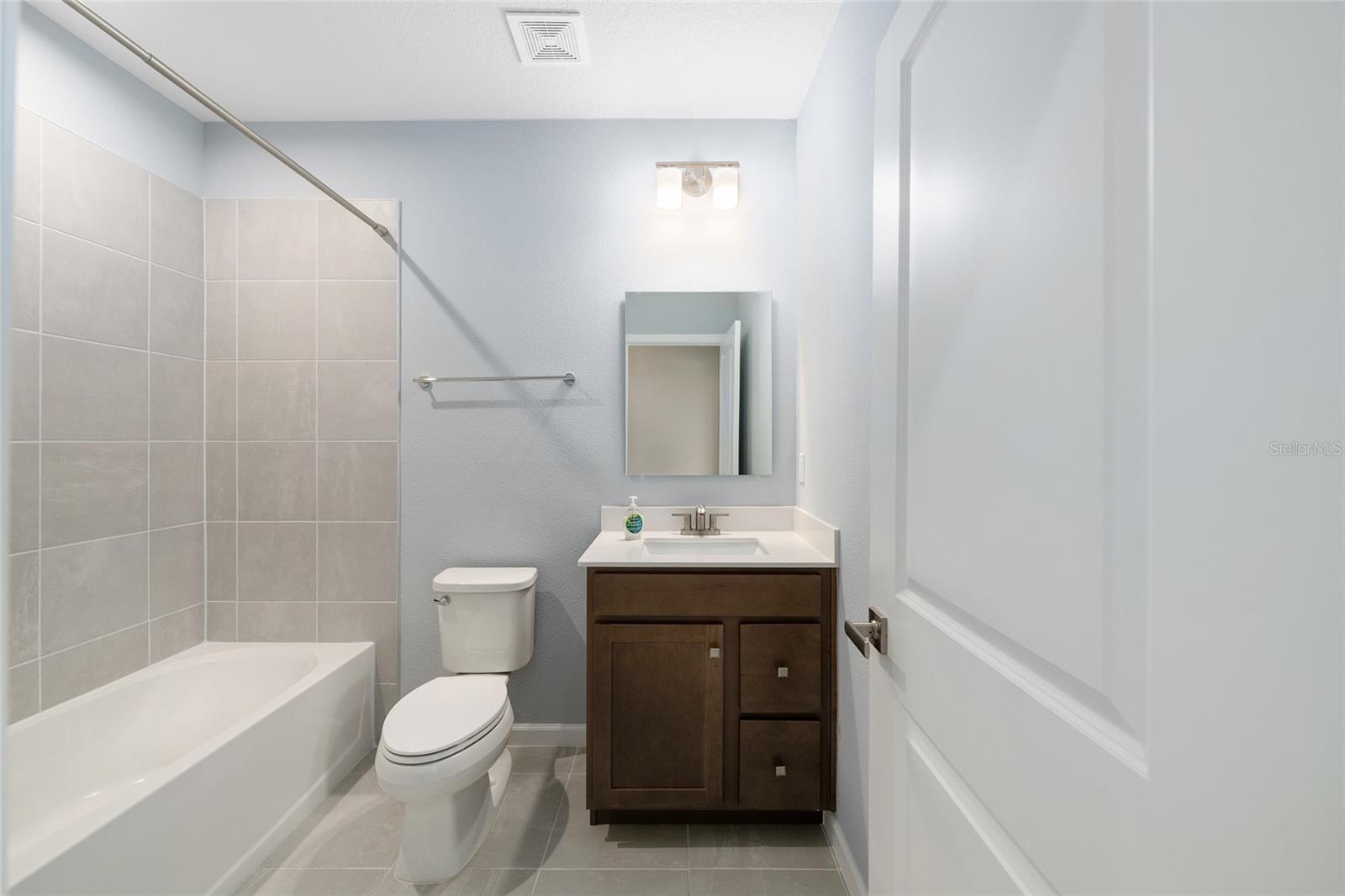 HAMMOCK OAKS - Residential