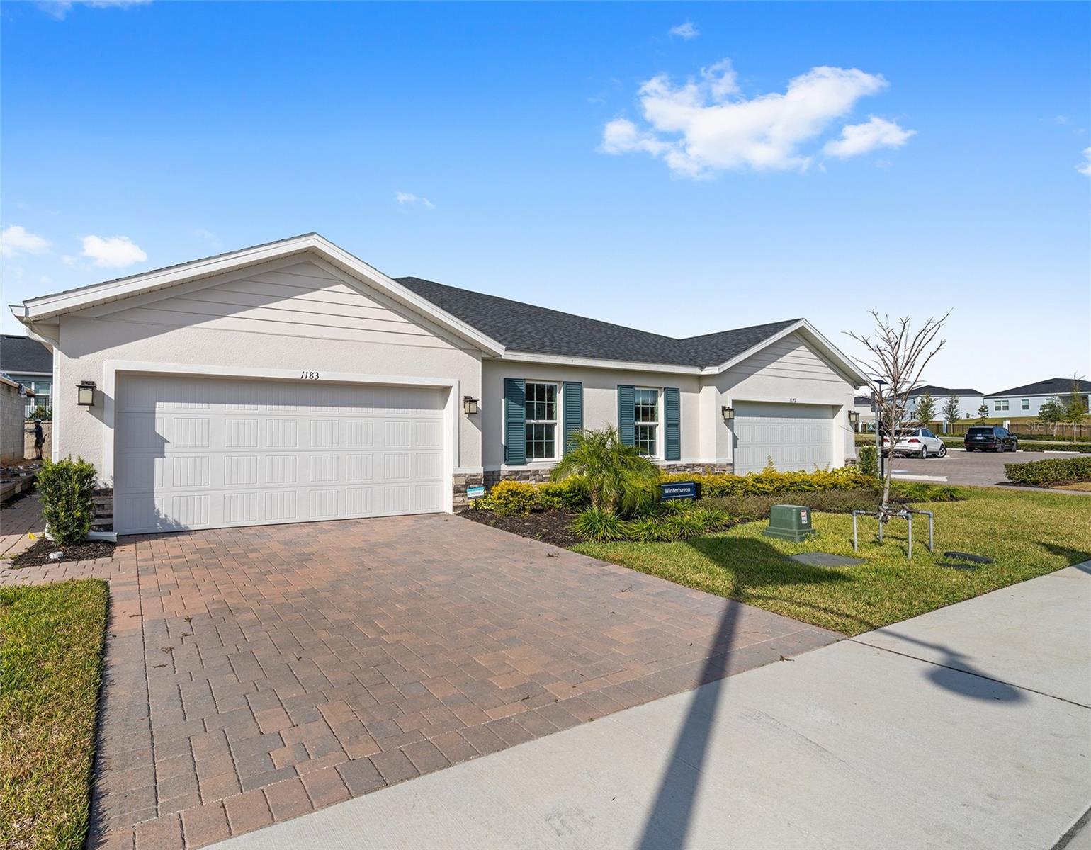 HAMMOCK OAKS - Residential