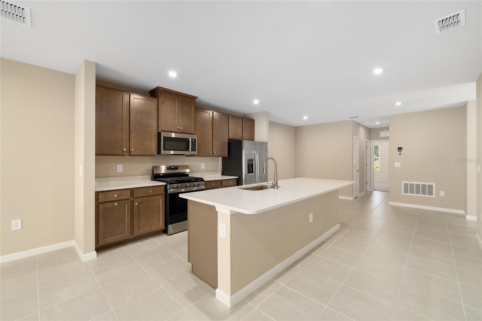 HAMMOCK OAKS - Residential