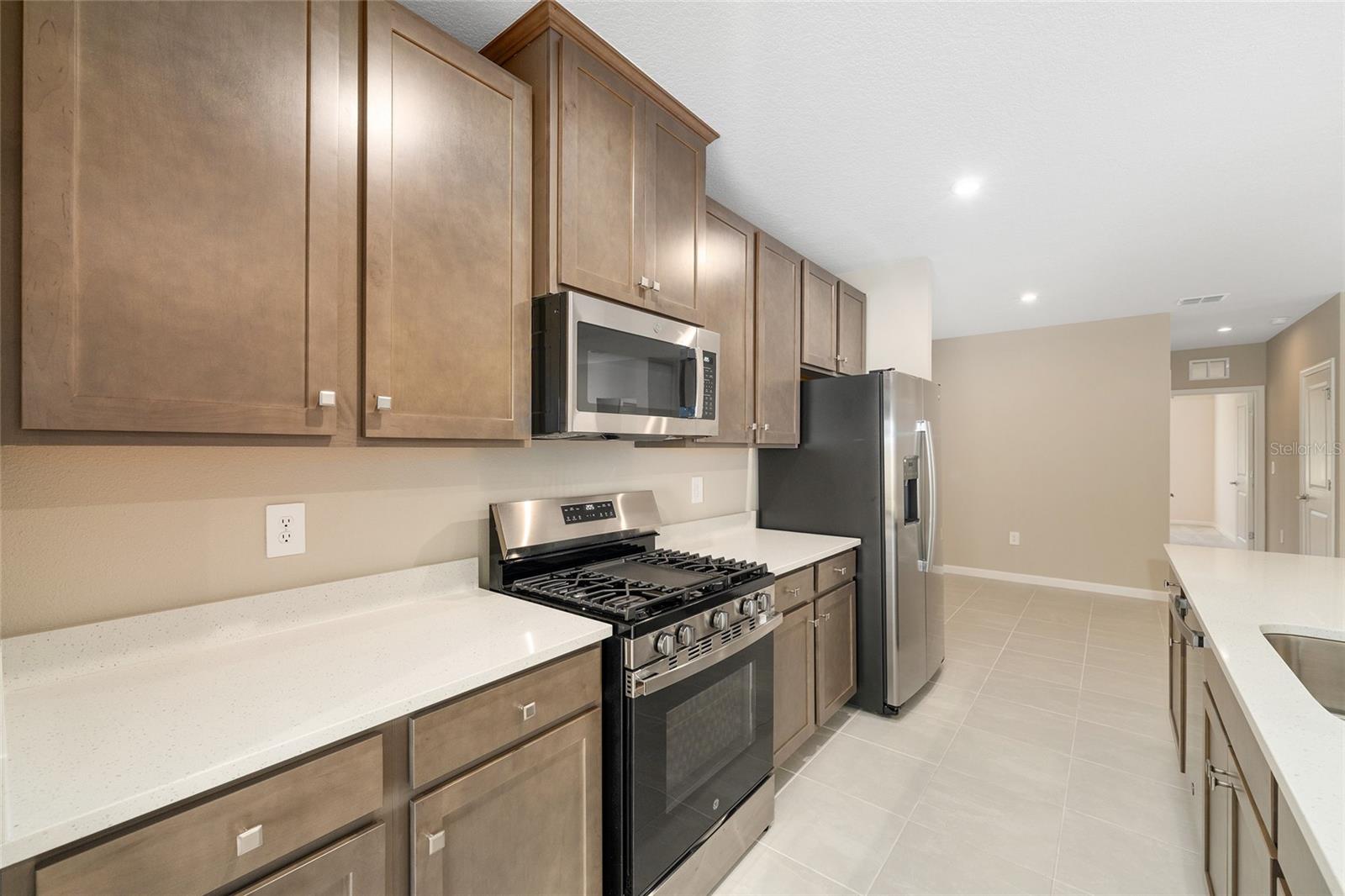 HAMMOCK OAKS - Residential