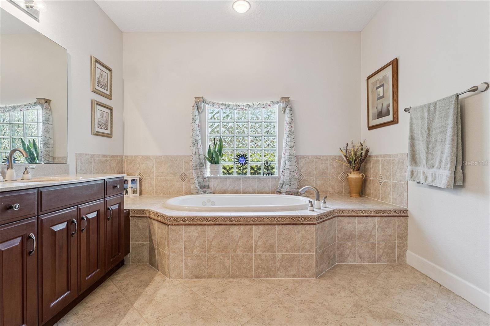 WINDERMERE RIDGE 47 50 - Residential