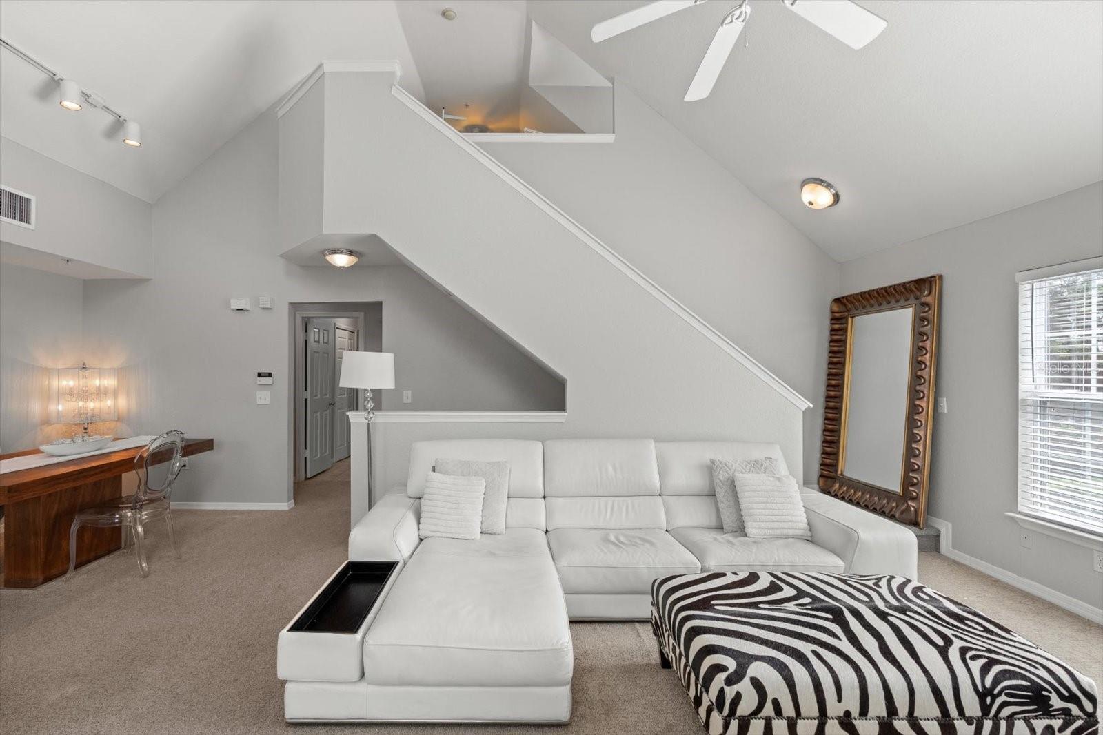 5531 ROSEHILL ROAD 203
