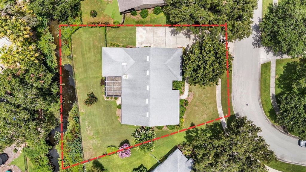 Photo of 549 Peninsular Drive, Lakeland, FL 33813 (MLS # L4963105)