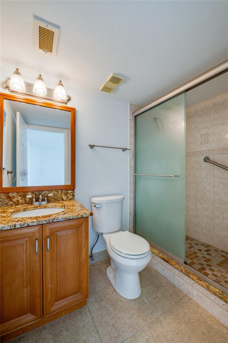 TOWERS AT PONCE INLET TOWER 01 CONDO - Residential