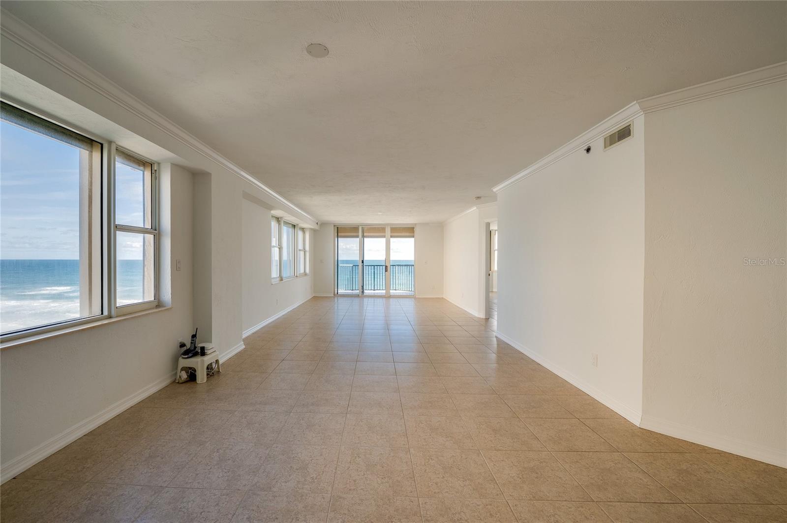 TOWERS AT PONCE INLET TOWER 01 CONDO - Residential