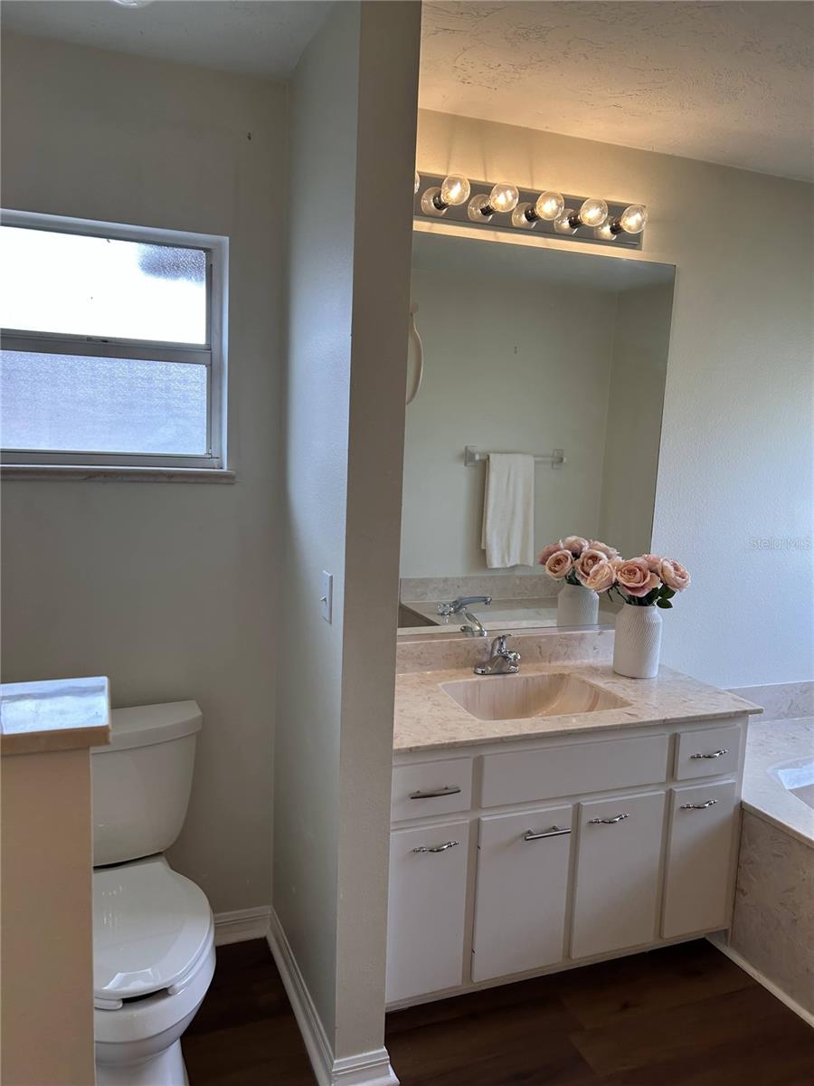 BRIARWOOD - Residential Lease