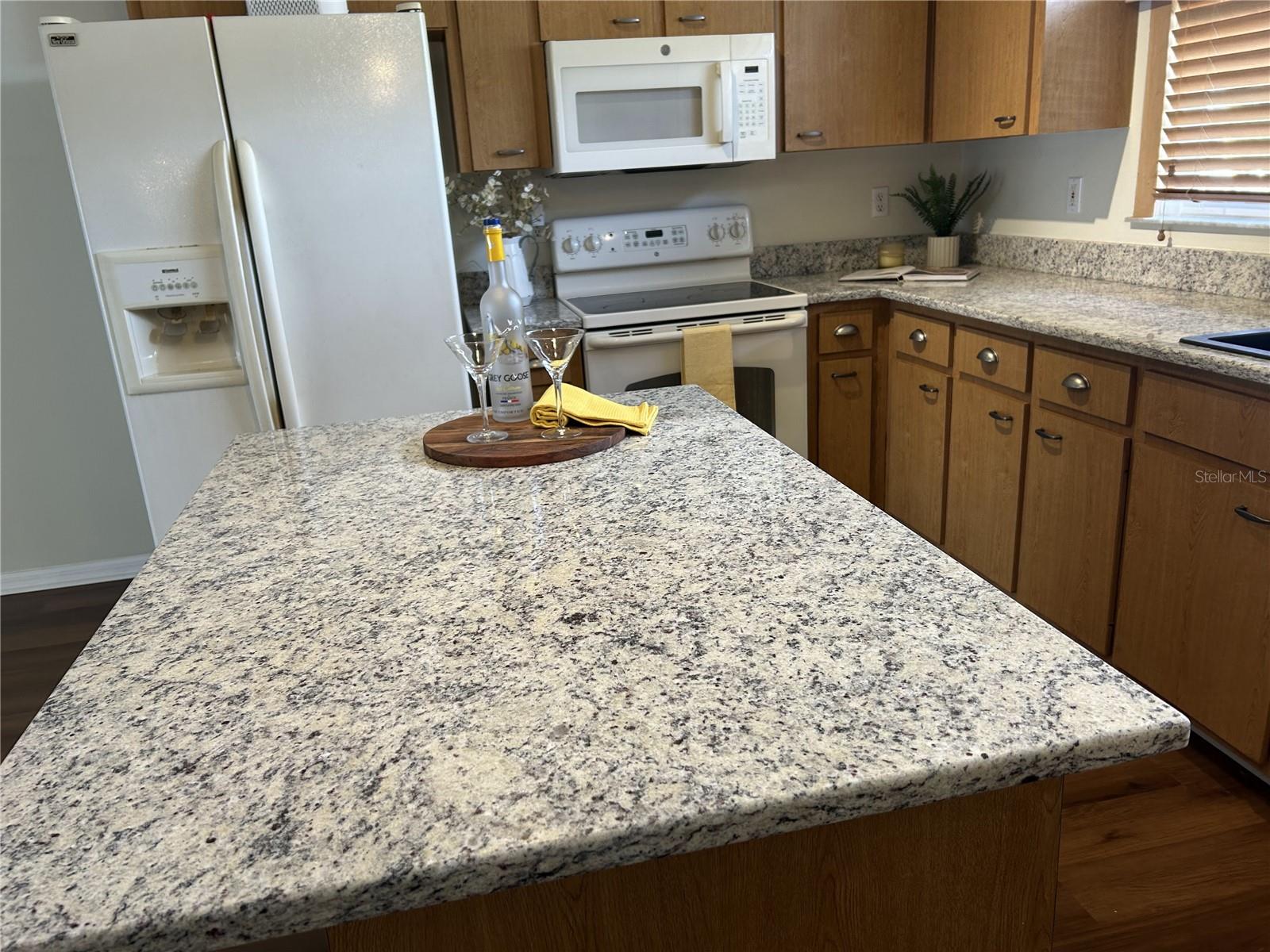 BRIARWOOD - Residential Lease