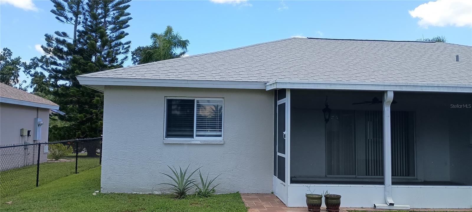 BRIARWOOD - Residential Lease