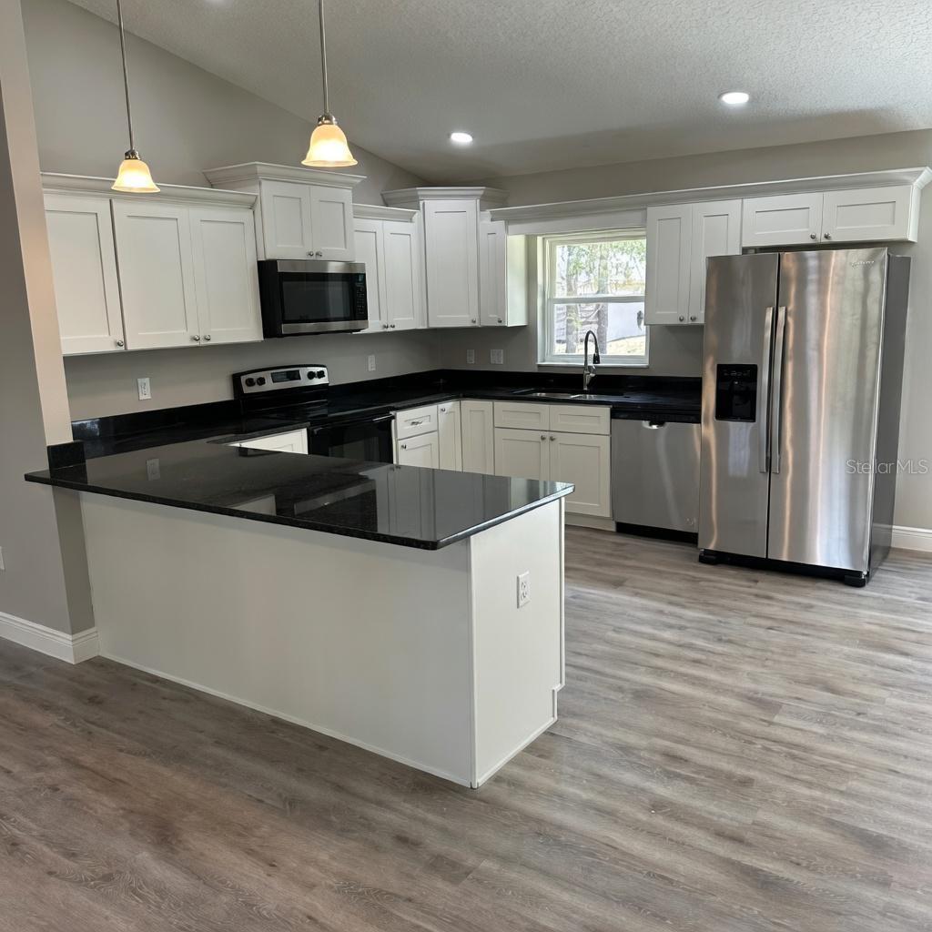 CITRUS SPGS UN 7 - Residential Lease