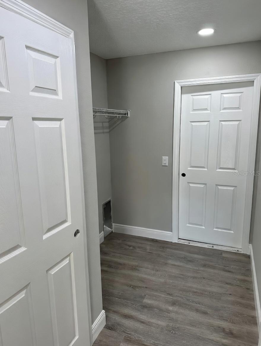 CITRUS SPGS UN 7 - Residential Lease