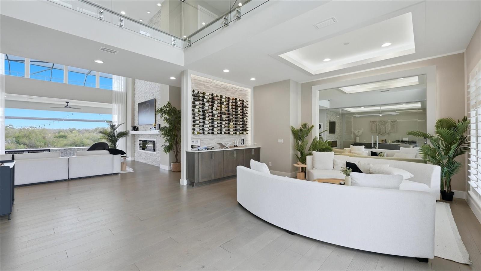 LEGENDS BAY - Residential