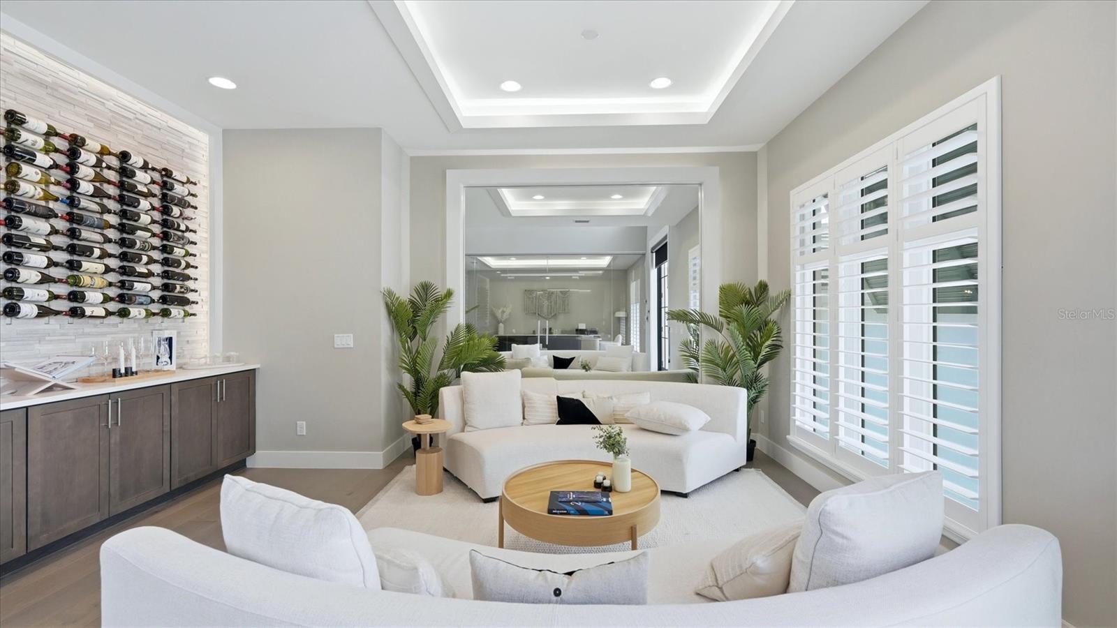 LEGENDS BAY - Residential