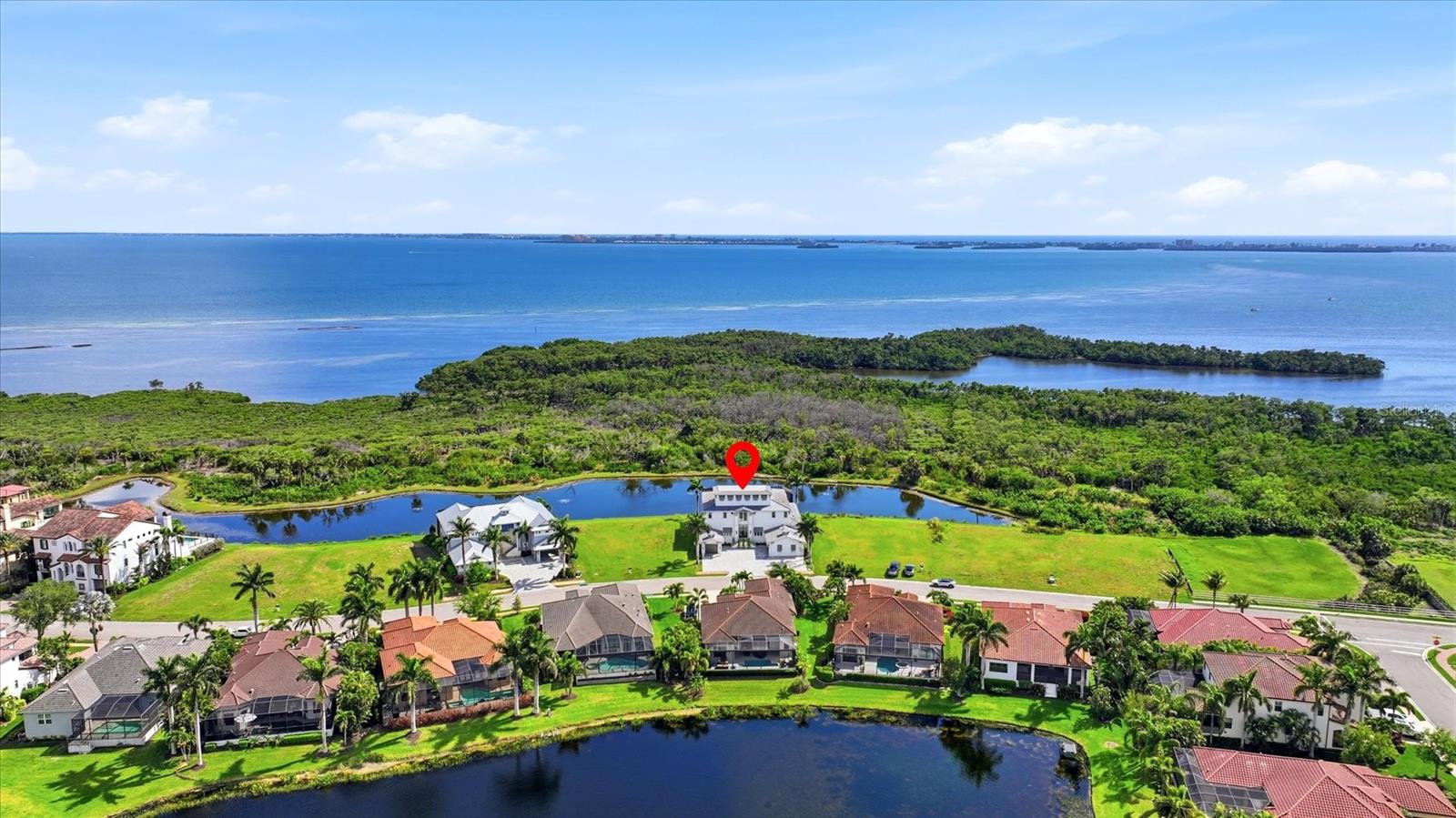 LEGENDS BAY - Residential