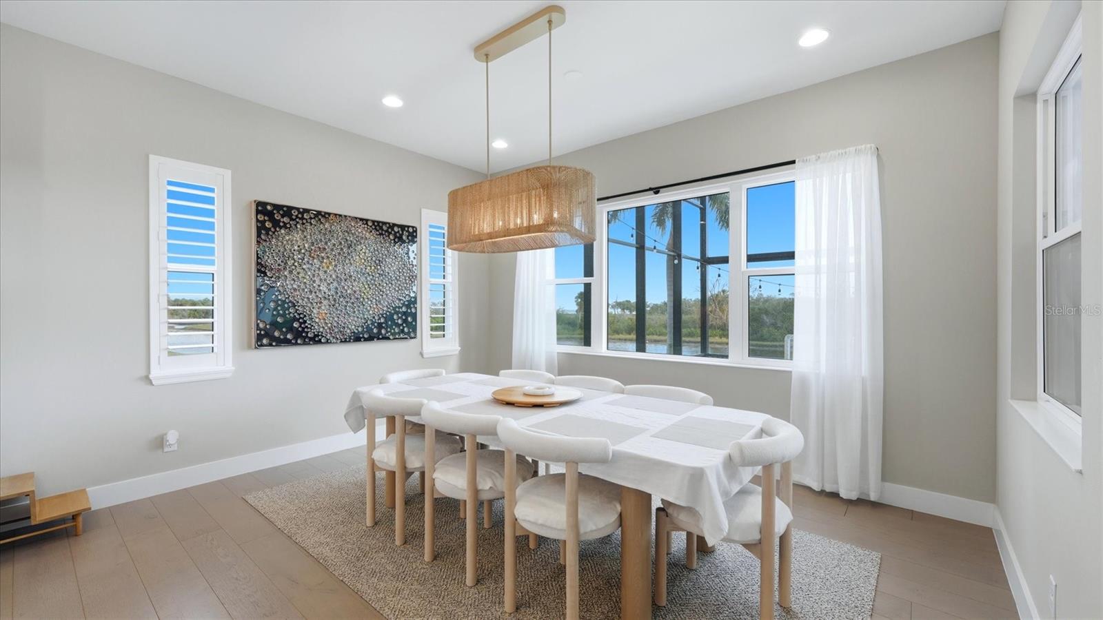 LEGENDS BAY - Residential