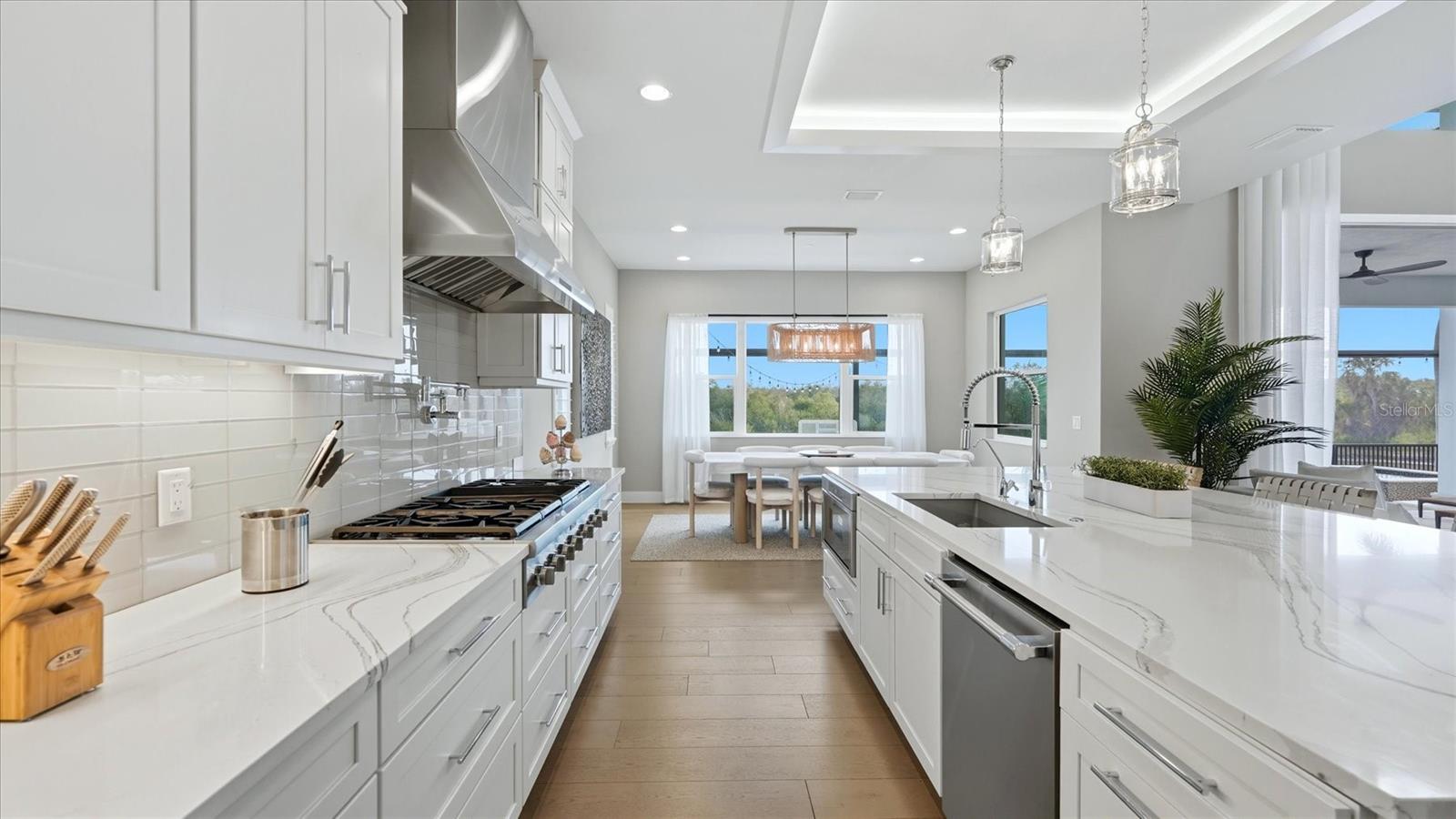 LEGENDS BAY - Residential