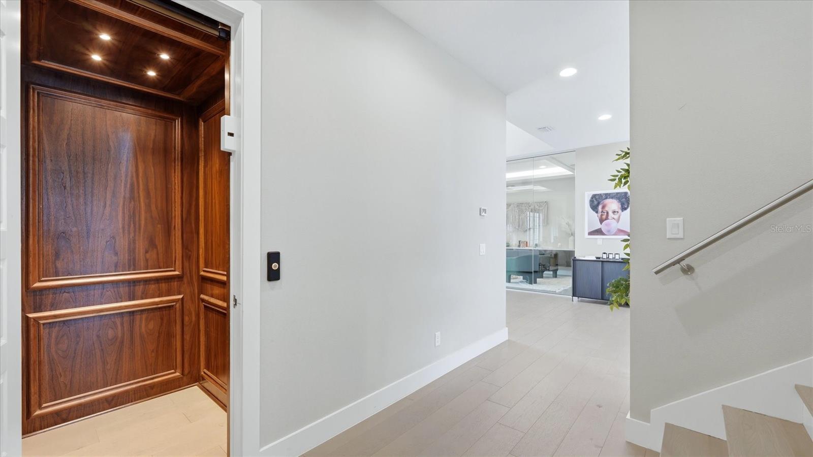 LEGENDS BAY - Residential