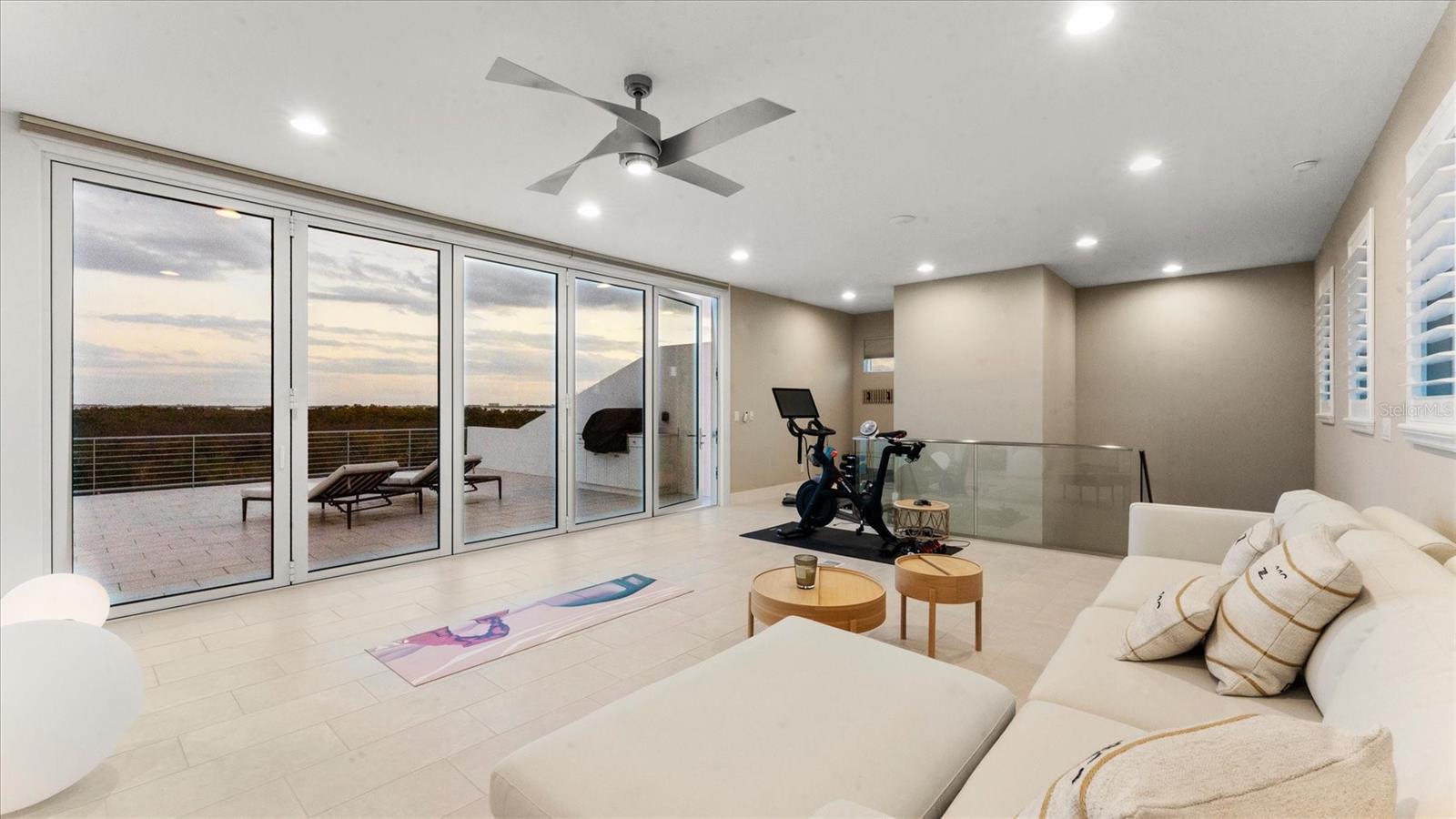 LEGENDS BAY - Residential