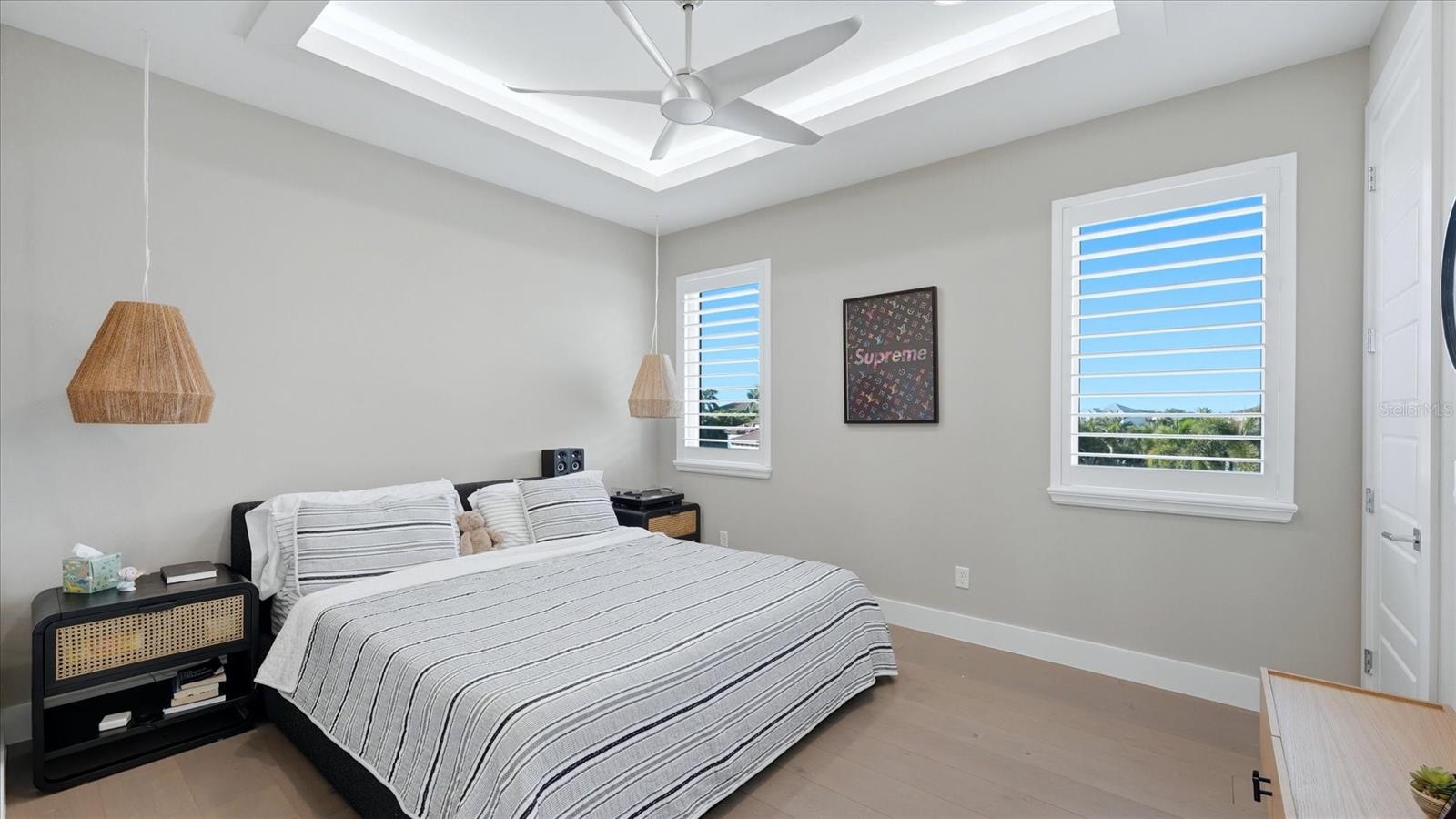 LEGENDS BAY - Residential