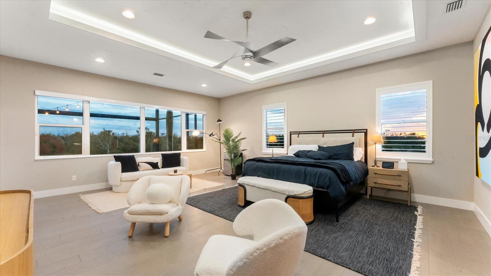 LEGENDS BAY - Residential