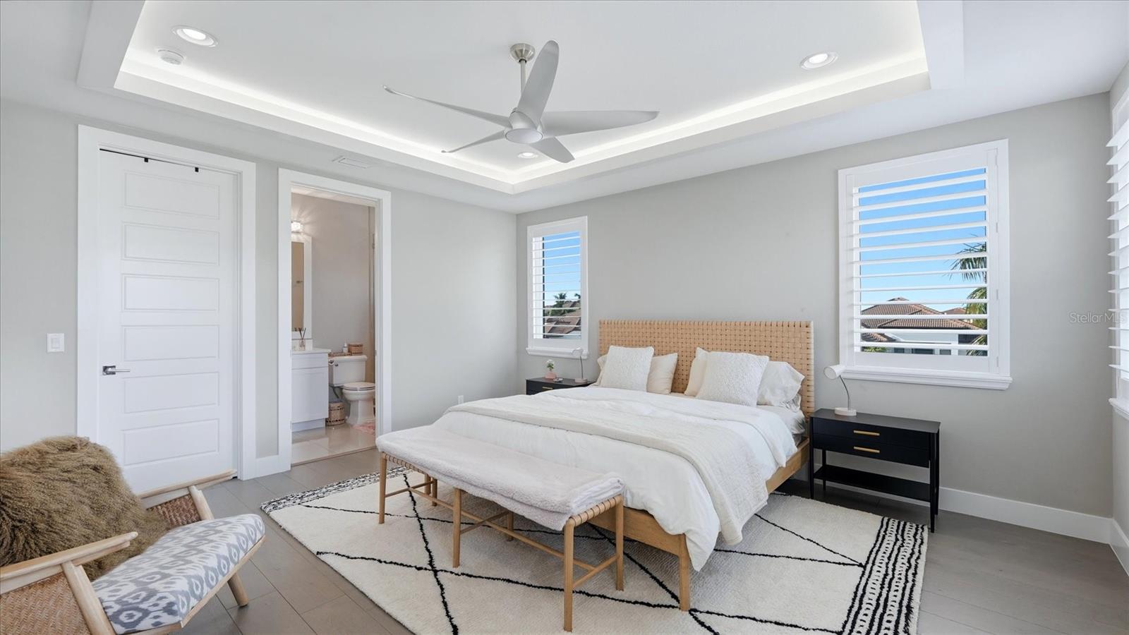 LEGENDS BAY - Residential