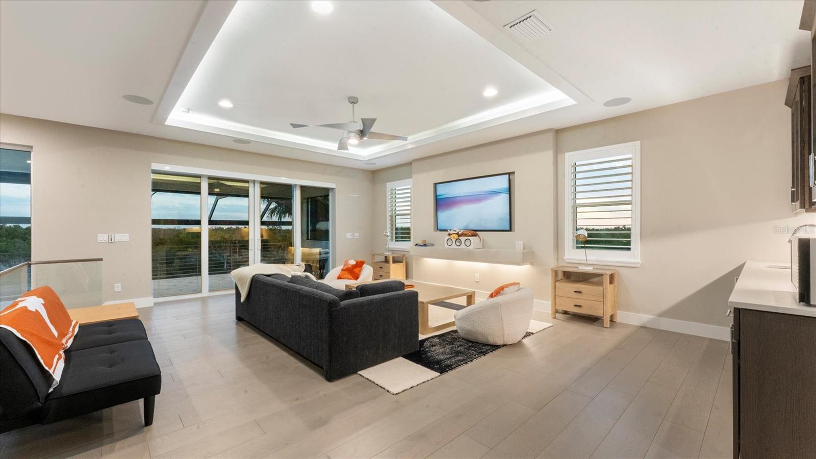 LEGENDS BAY - Residential