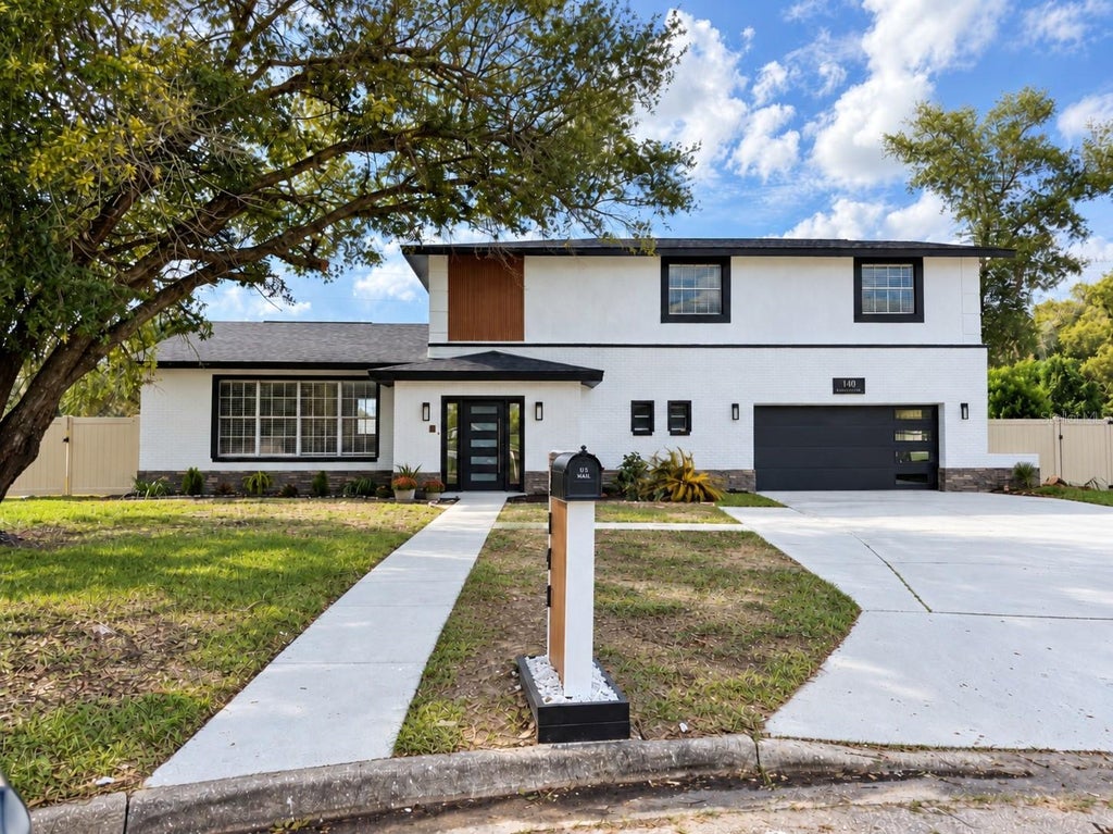 Photo of 140 Windglow Trail, Maitland, FL 32751 (MLS # OM733685)