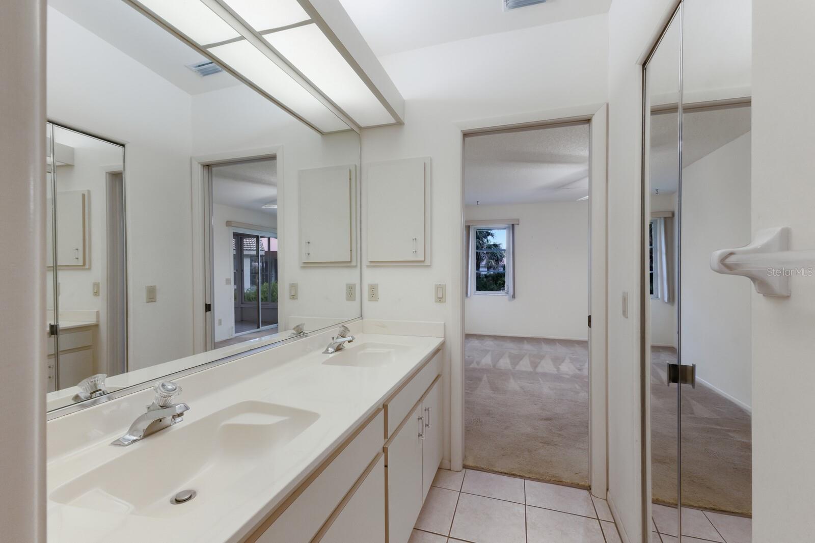 GARDEN LAKES VILLAS SEC 2 - Residential