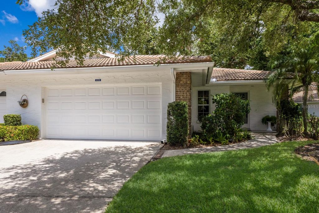 Photo of 5712 Garden Lakes Drive, Bradenton, FL 34203 (MLS # A4652635)