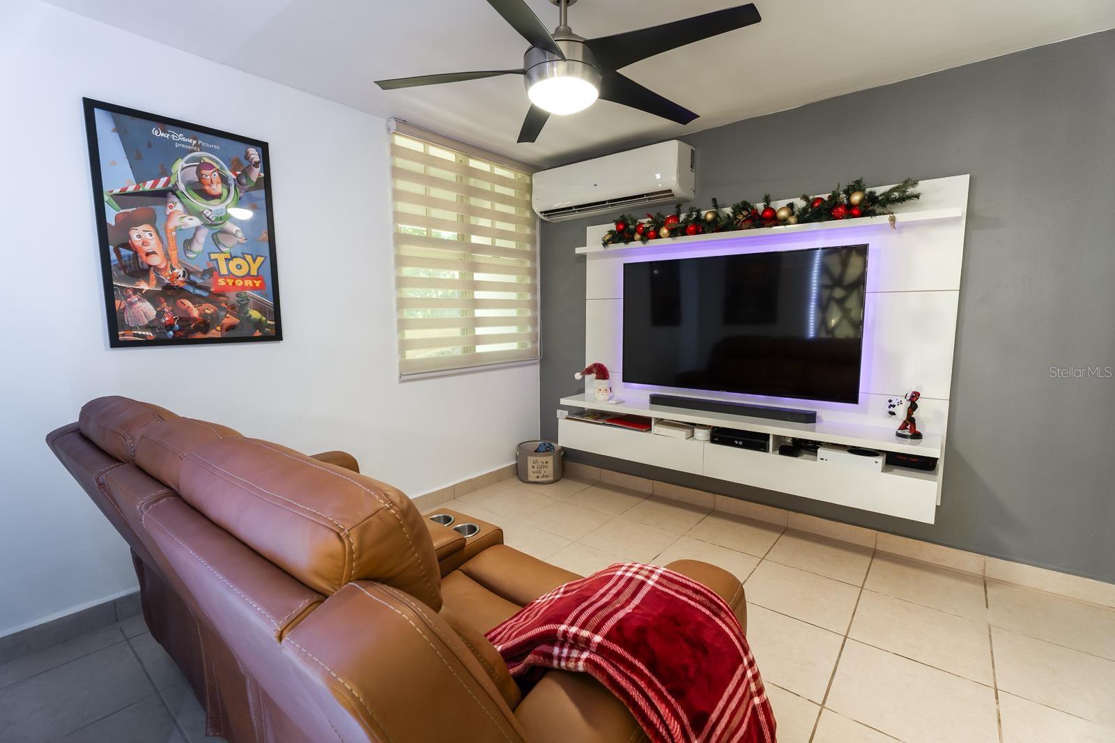 VALLE SANTA CECILIA 4-101 CAGUAS - Residential