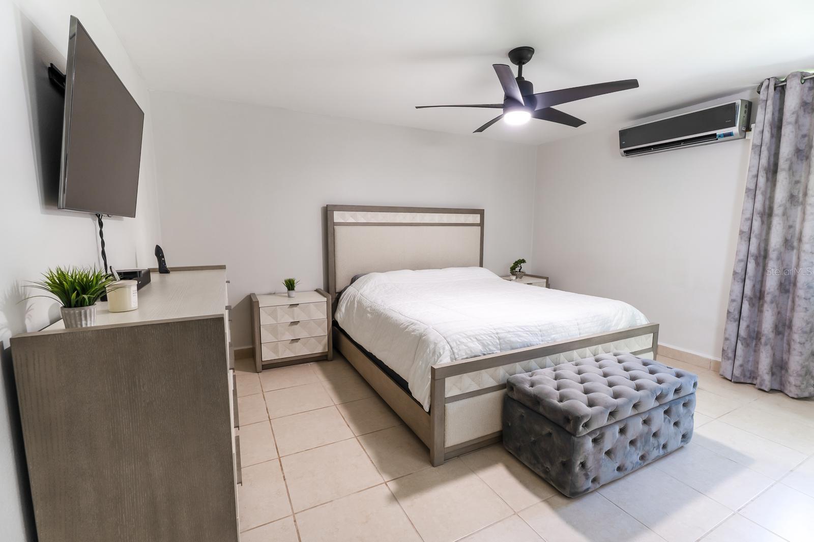 VALLE SANTA CECILIA 4-101 CAGUAS - Residential