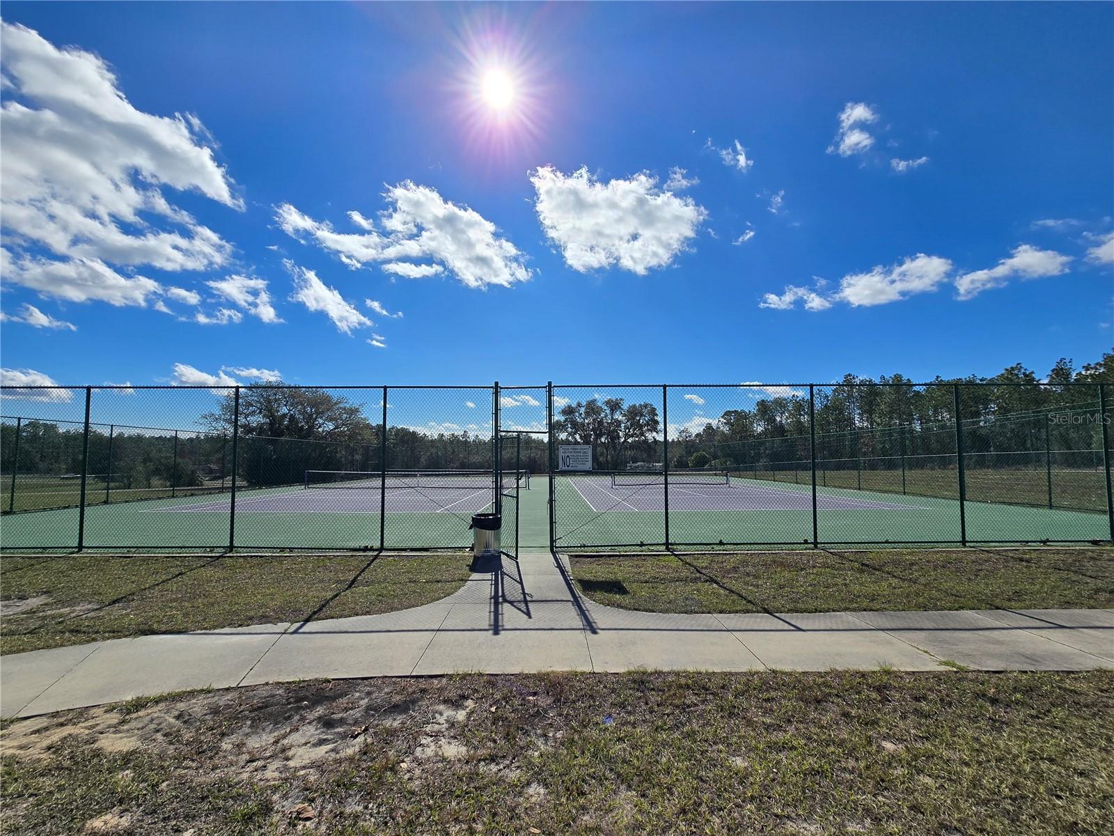 RAINBOW LAKES ESTATES - Residential