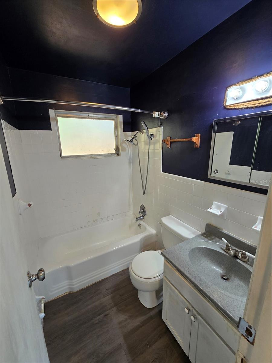 RAINBOW LAKES ESTATES - Residential