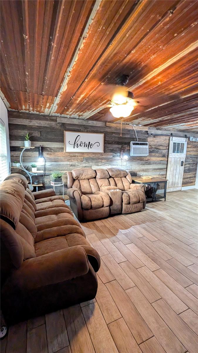 UNPLATTED - Residential