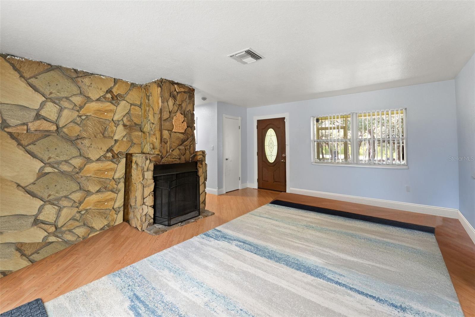 ROYAL HIGHLANDS - Residential