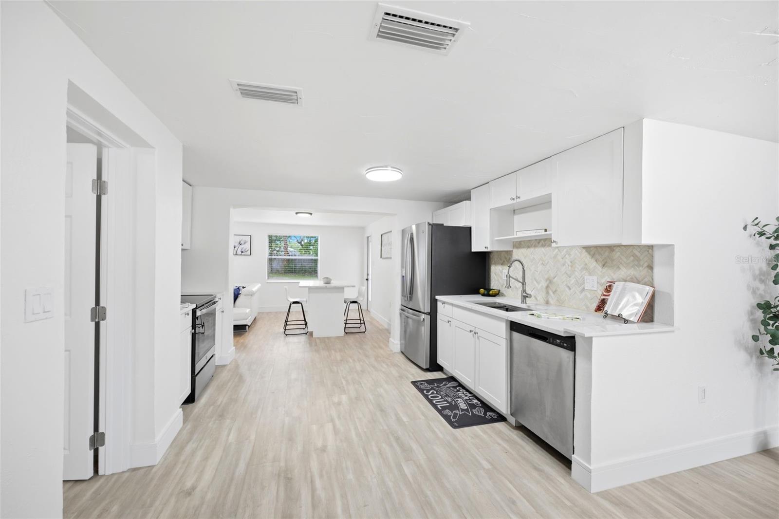 ACREAGE - Residential
