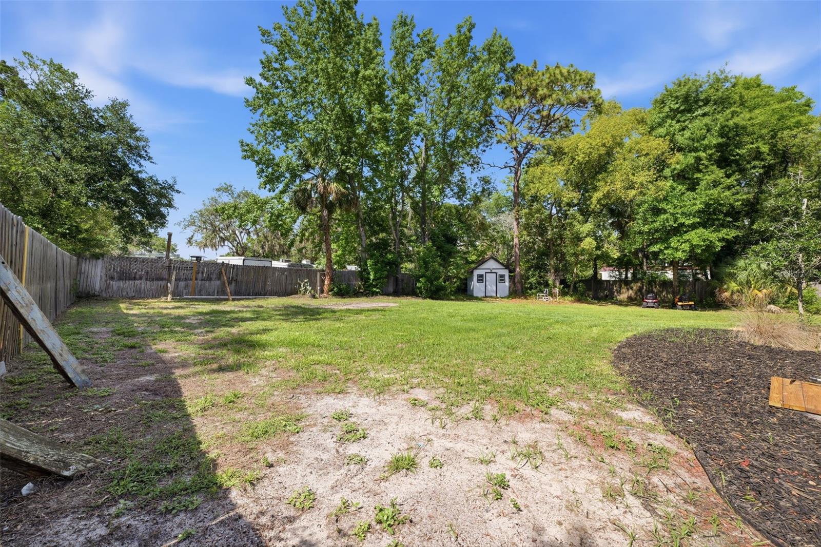 ACREAGE - Residential