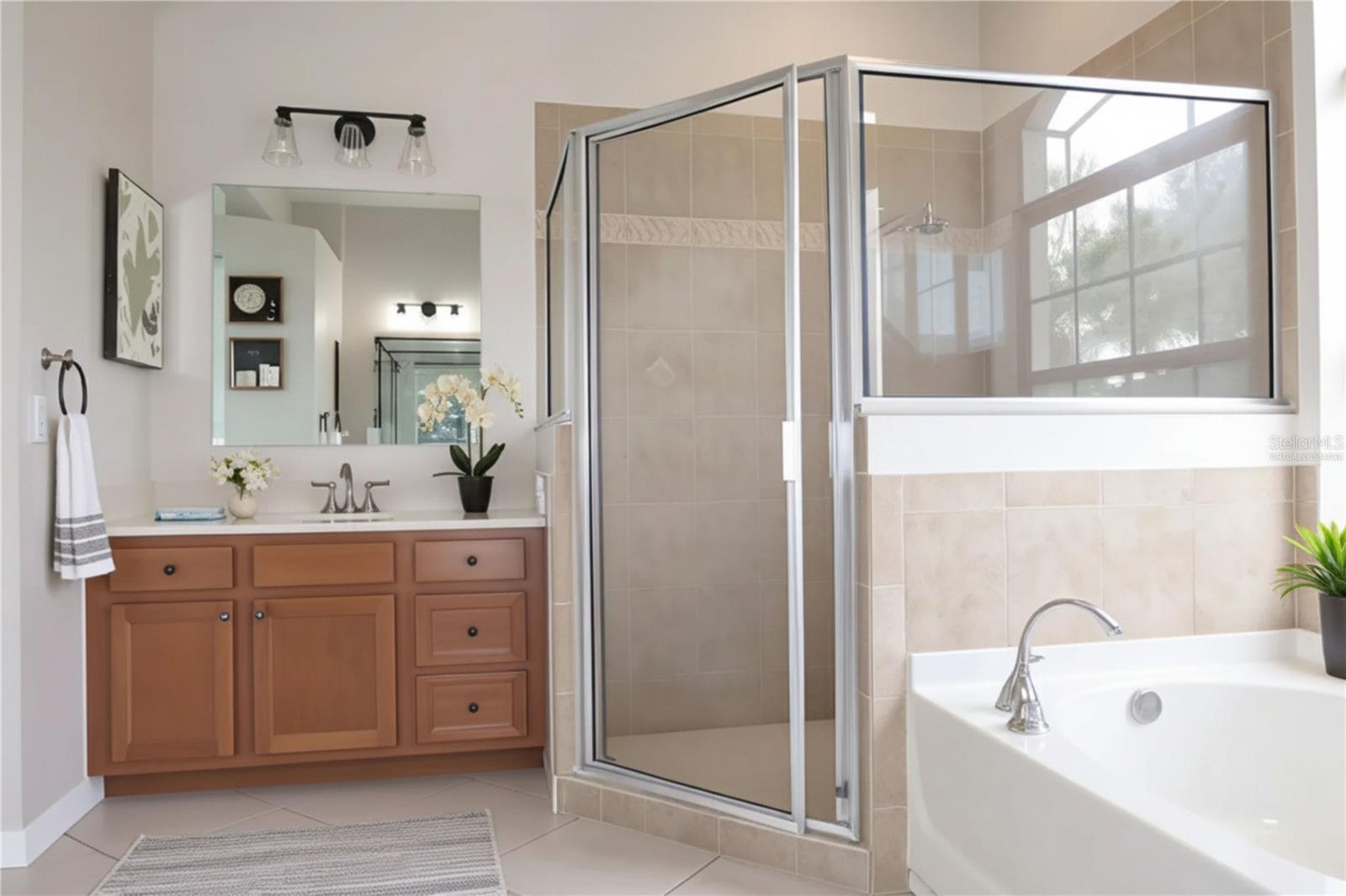 CREEKSIDE - Residential