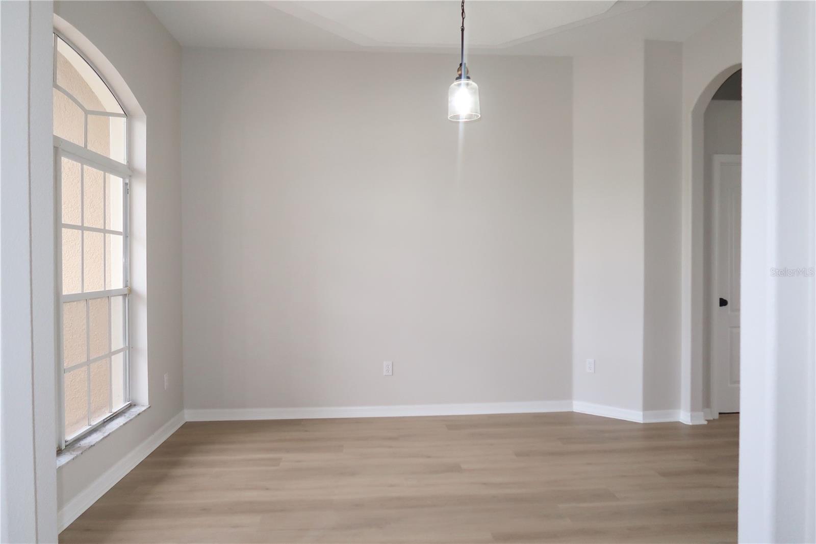 CREEKSIDE - Residential