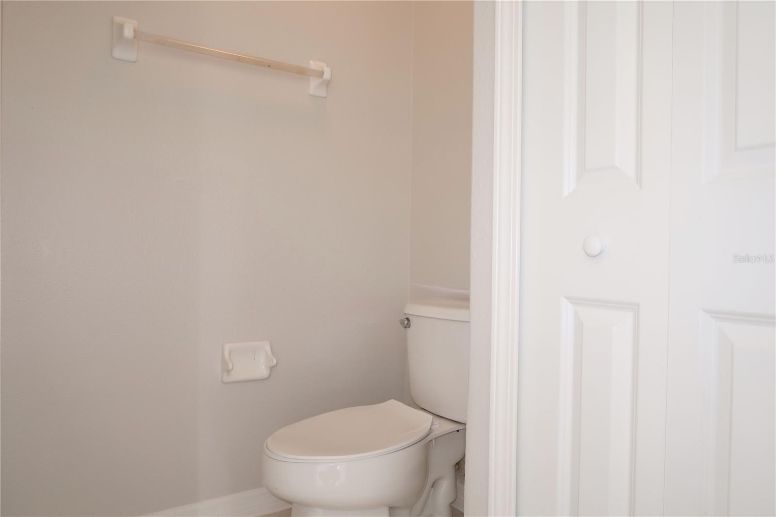 CREEKSIDE - Residential