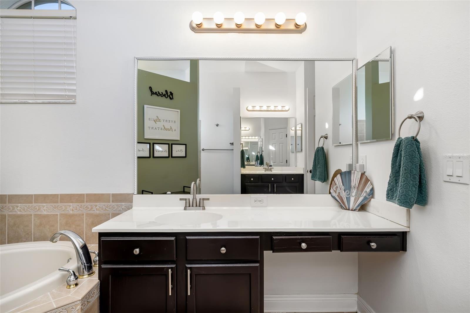 ANCIENT OAKS UNITS 2 & 3 - Residential